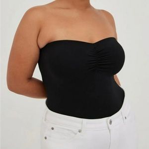 Torrid Black Foxy Ruched Front Tube Top Strapless Sexy Shirt Y2K Plus Size 2